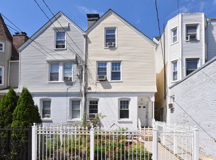299 Warburton Ave, Yonkers, NY 10701