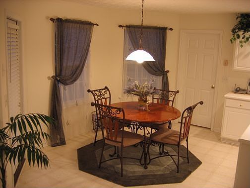 5th image of 503 Kensington Park Dr