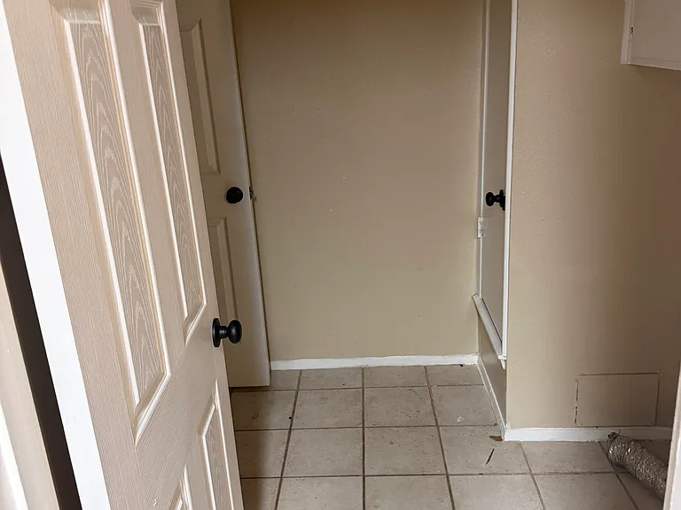 607 Arbor Ln — Photo 7