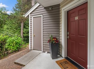 5000 NW Village Park Dr APT G137, Issaquah, WA