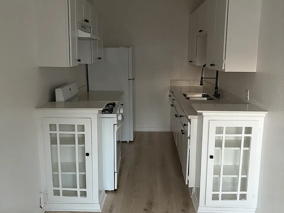 Ojai Apartments