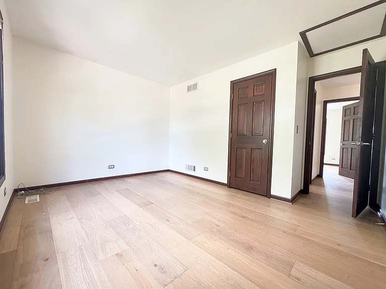 1108 Hollingswood Ave — Photo 14