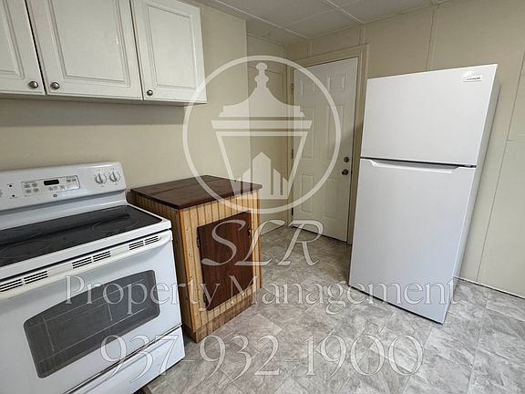 3rd image of 733 N Wayne St #2