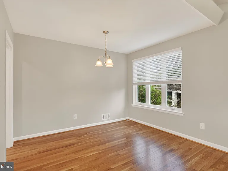 4625 Strathblane Pl — Photo 4