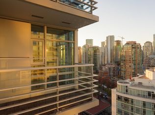 1199 Marinaside Cres #2305, Vancouver, BC V6Z2Y2