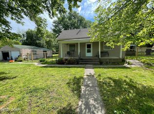 703 N Perry St, Scammon, KS 66773