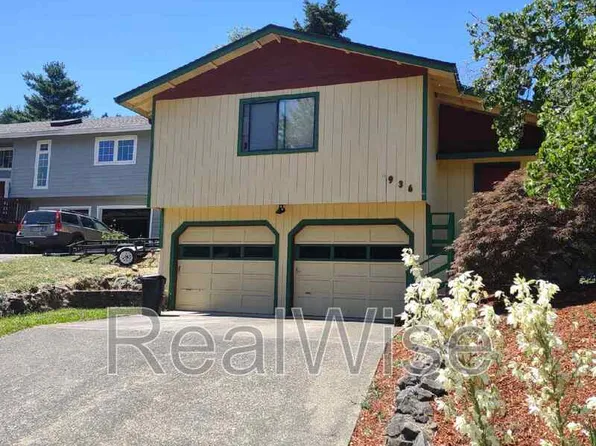 936 SE Sharon Ave, Roseburg, OR 97470