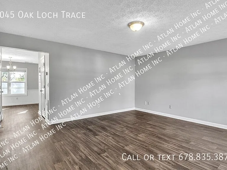 2045 Oak Loch Trce — Photo 14