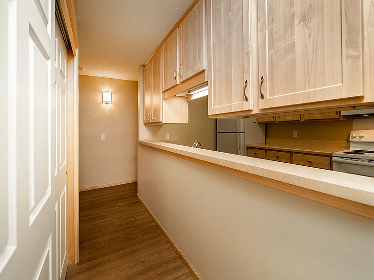 Park Villa Apartments — Photo 17