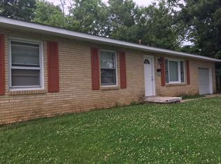 810 W 12th St, Bloomington, IN 47404