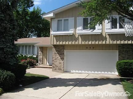 1st image of 840 Deere Park Ct