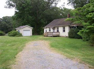 12351 The Oaks Ln, Smithfield, VA 23430