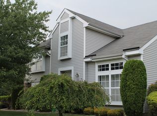 23 Kentucky Way, Freehold, NJ 07728