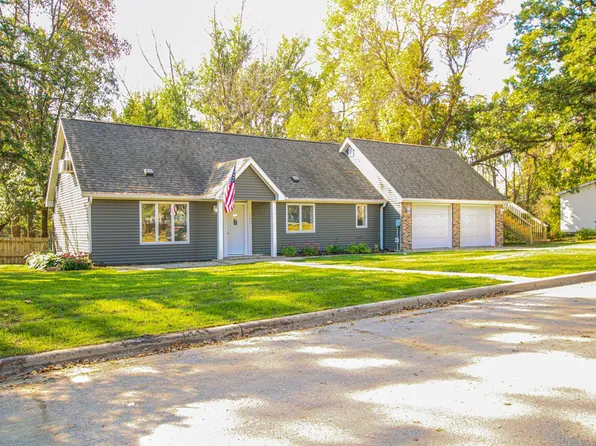 708 Osage St, Osakis, MN 56360