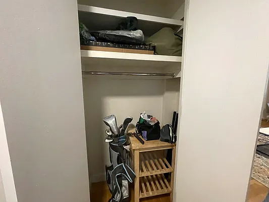 Rented by Buchbinder & Warren | media 11