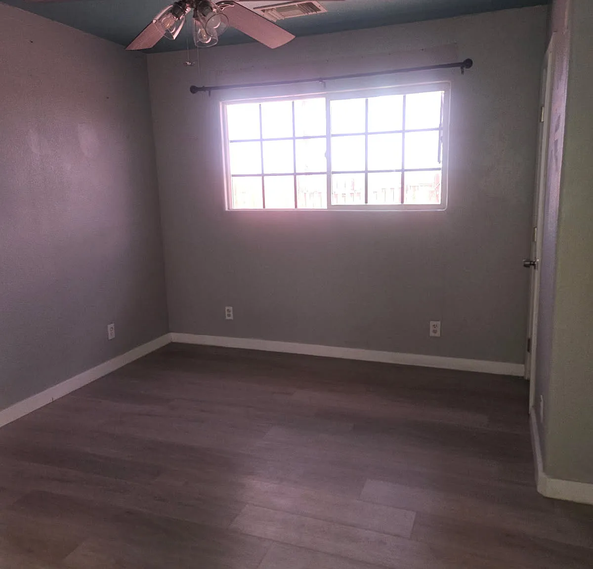 3 bed, 988 sqft, $1,800 — Photo 4
