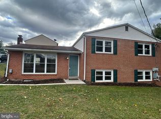 65 Red Mill Rd #A-65A, Etters, PA 17319