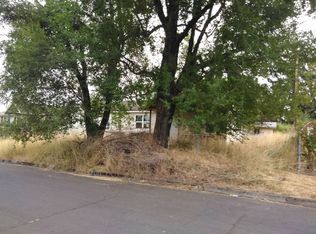 639 19th St, Springfield, OR 97477