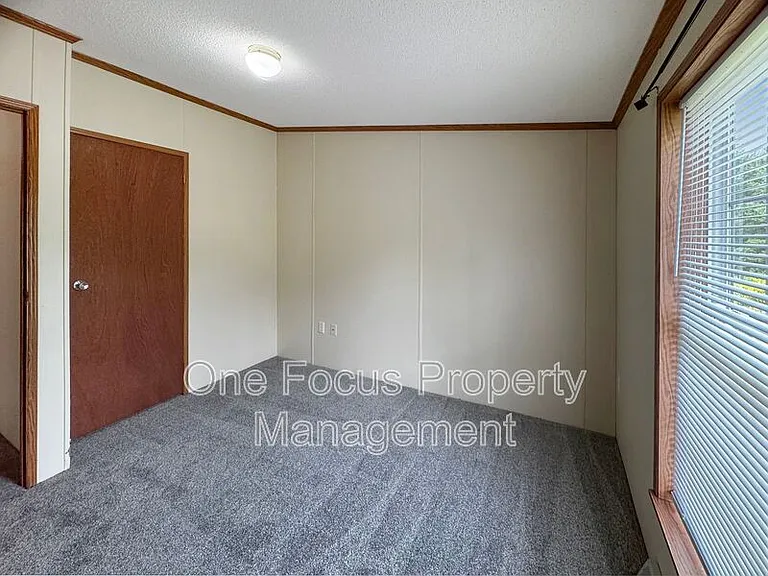 214 Dennison Rd — Photo 9