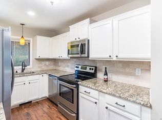 3154 Lake Village Dr, Richmond, VA 23235