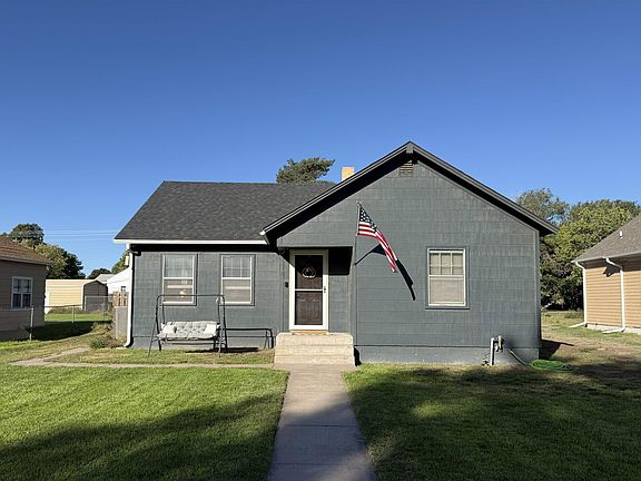 2nd image of 1013 Court St