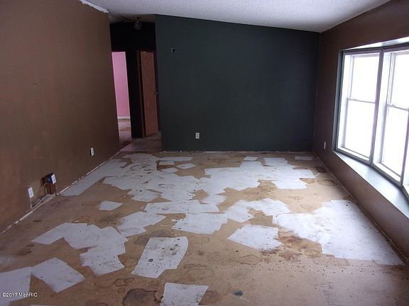 5th image of 1804 2nd St