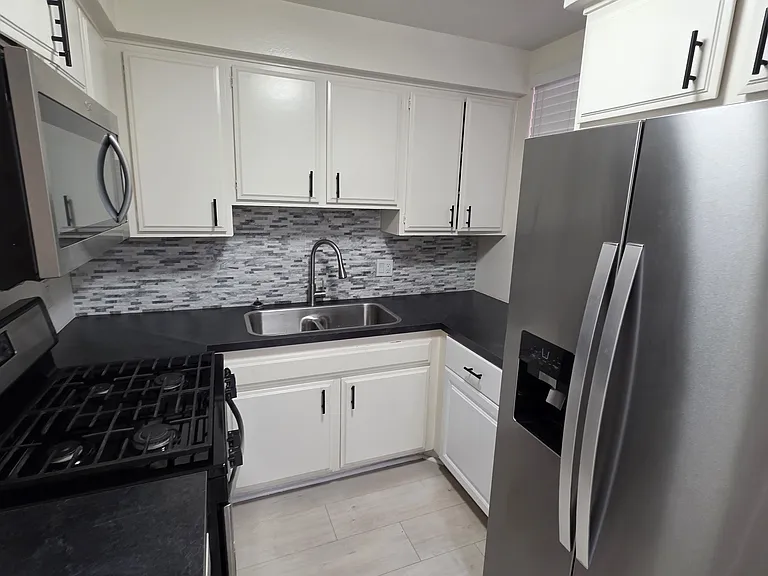 15215 Magnolia Blvd #130 — Photo 10