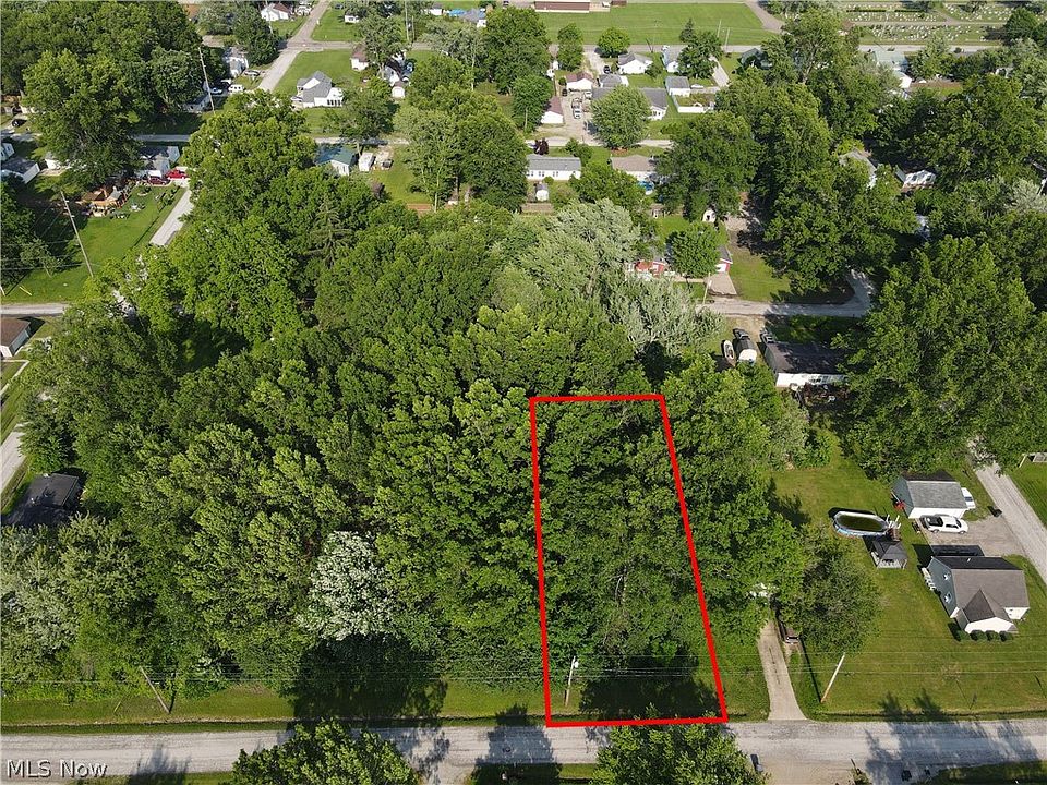 1st image of Meadowbrook Ave NE