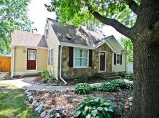 2126 Highland Pl NE, Columbia Heights, MN 55421