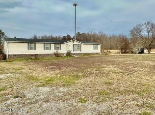 37 Bartrop Ln, Cerro Gordo, NC 28430