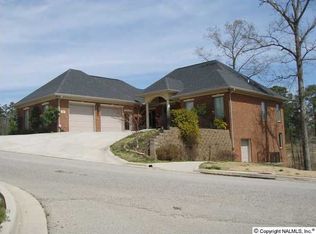 265 Oakcrest Dr, Guntersville, AL 35976