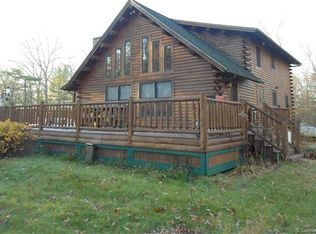 6 Snake Meadow Hill Rd, Moosup, CT 06354