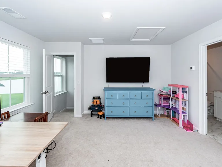 6976 Pumpkinseed Dr — Photo 41