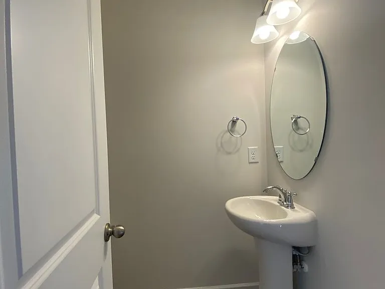 1103 Johns Walk Way — Photo 3