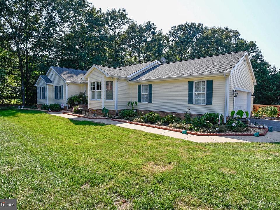 1st image of 306 Bernie Cir
