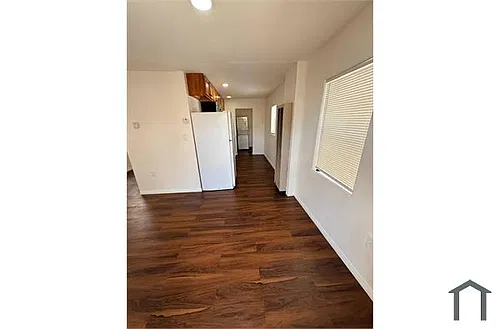 503 E Park St Photo 1