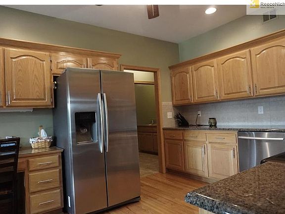 Additional view of the Kitchen.