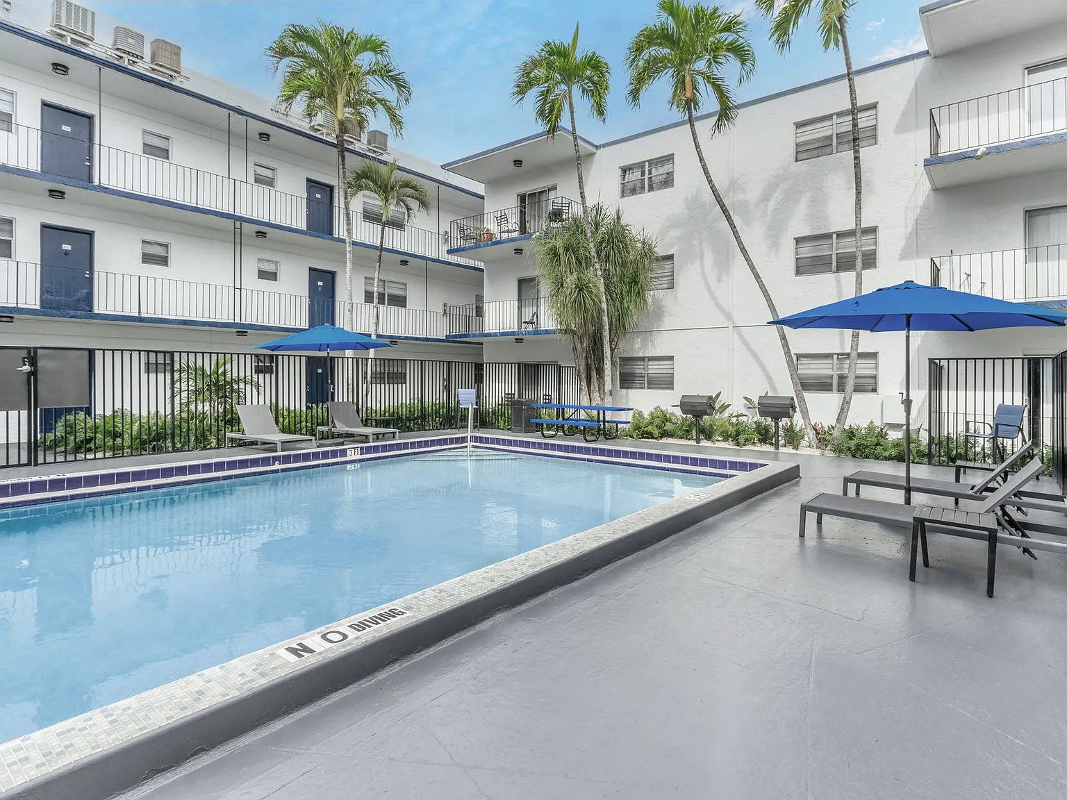 Allaire - 5525 SW 41 St. Pembroke Park, FL 33023 — Photo 2