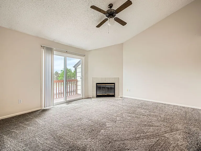 4543 Lamplighter Cir — Photo 8