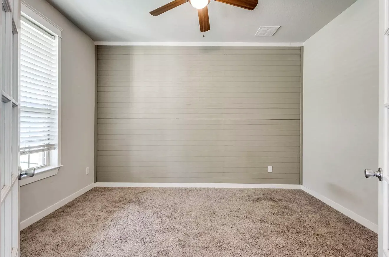 5 bed, 3316 sqft, $3,600 — Photo 4