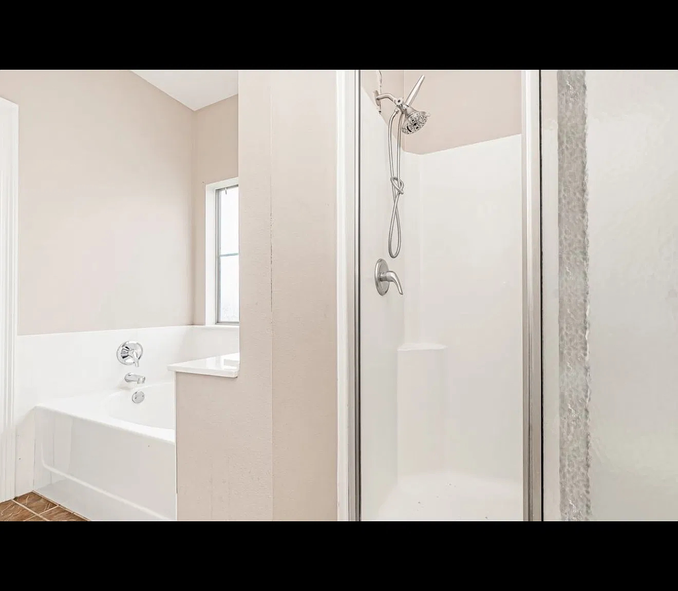 3 bed, 1475 sqft, $1,890 — Photo 3