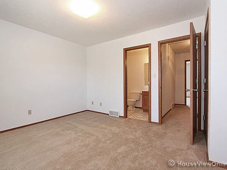 1413 Brookshire Rd — Photo 13