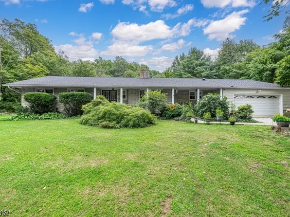 84 Lake Wallkill Rd, Vernon Twp., NJ 07461