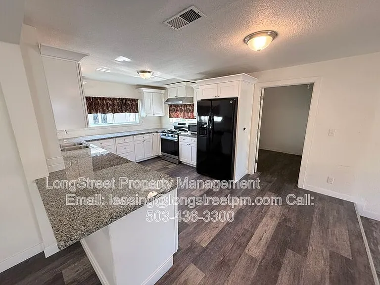 758 Browning Ave S #A — Photo 7