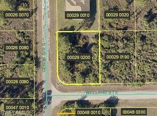 1105 Welland St E, Lehigh Acres, FL 33974
