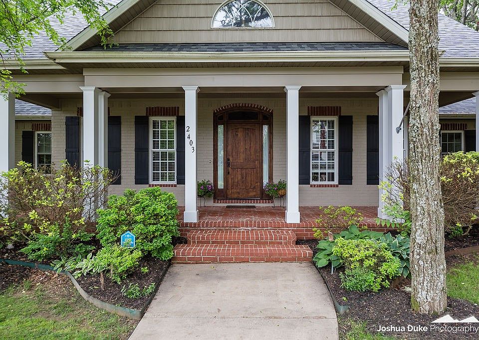 2403 E Whispering Oaks Ln, Fayetteville, AR 72701 Zillow