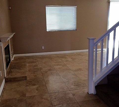 3rd image of 16425 El Revino Dr