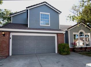 2004 Sunny Park Dr, Modesto, CA 95355