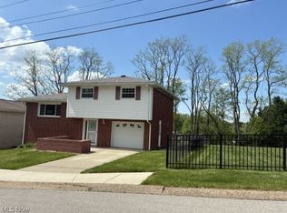 224 Lorraine Dr, Weirton, WV 26062