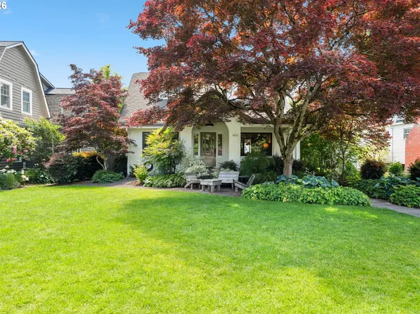 4214 SE Oak St, Portland, OR 97215